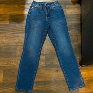 Judy Blue Boyfriend Fit High Rise Blue Jeans 88608, Women’s Size 1/25 NWOT